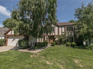 17486 Olde Surrey Ct, Strongsville, OH
