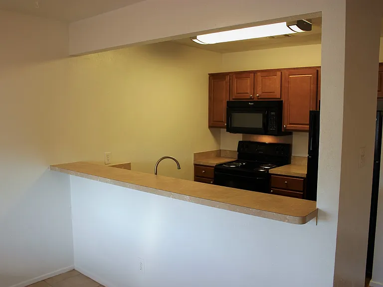 Renovated 2 Bed Rental with Balcony & Fireplace — Photo 4