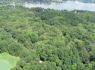 2135 S Mahoning Portage County Line Rd, Lake Milton, OH 44429