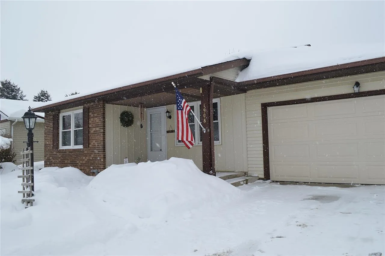 1908 E Farnsworth Dr #A photo 1