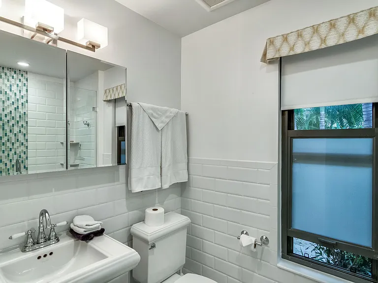 226 Chilean Ave #4 — Photo 15