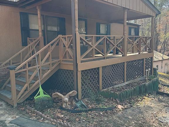 3rd image of 550 Anderson Creek Rd