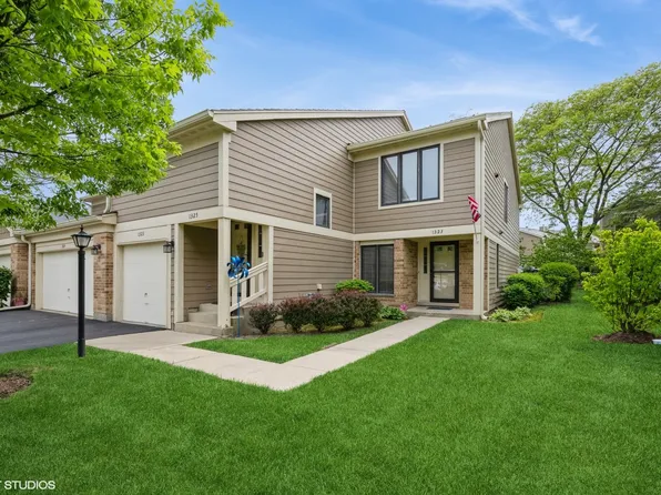 1323 Downs Pkwy #0, Libertyville, IL 60048