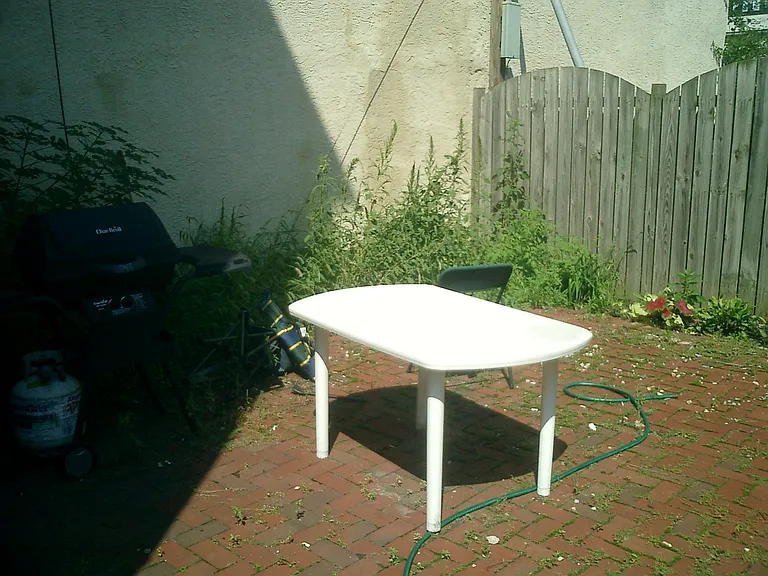 1709-sp-gdn-b-garden