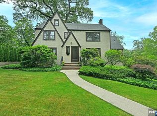 175 Unadilla Rd, Ridgewood, NJ 07450