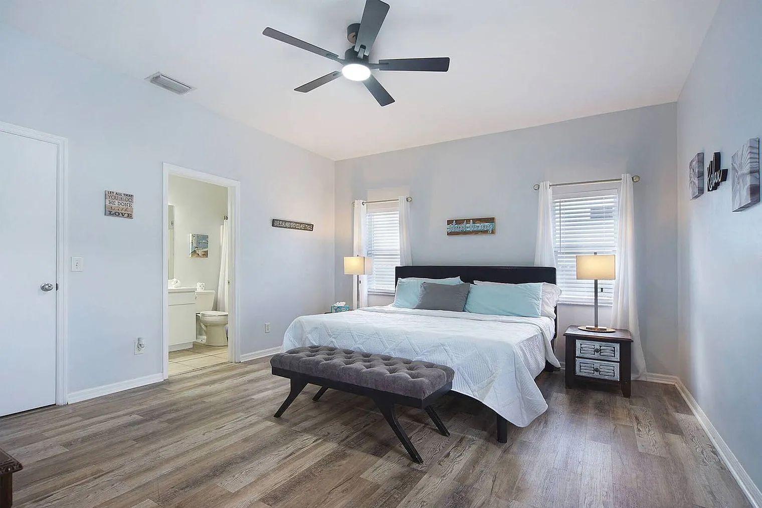 3 bed, 2.0 bath, 1593 sqft, $4,050 — Photo 4