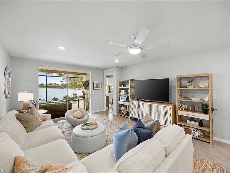14610 Edgewater Cir — Photo 9