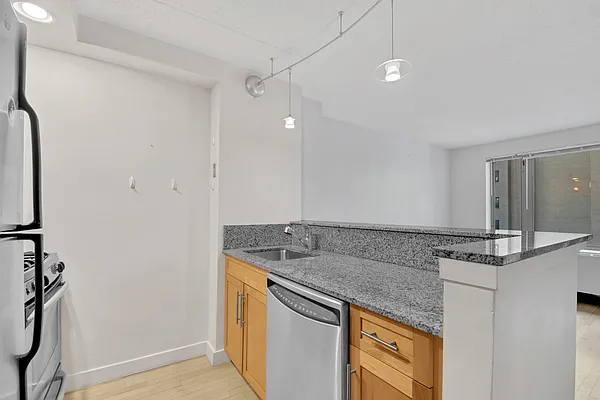 Rented by Corcoran | media 5