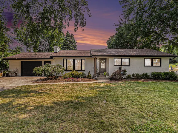 21210 8th Ave, Conklin, MI 49403