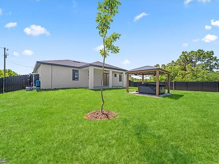 4536 NW 35th Pl — Photo 39