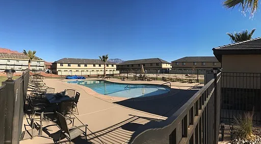 2520 Blackhawk Dr #70 — Photo 29