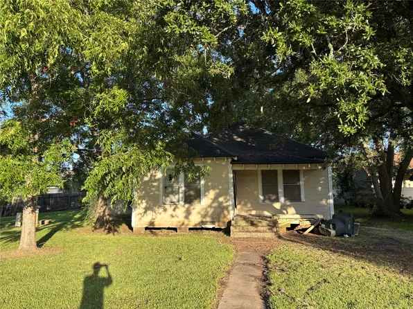 2408 19th St, Port Arthur, TX 77640