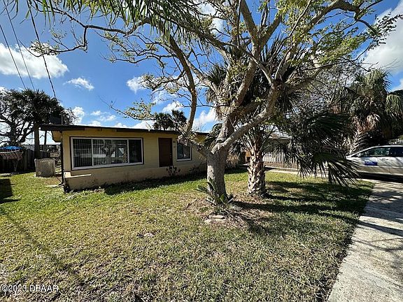 3rd image of 358 Golf Blvd