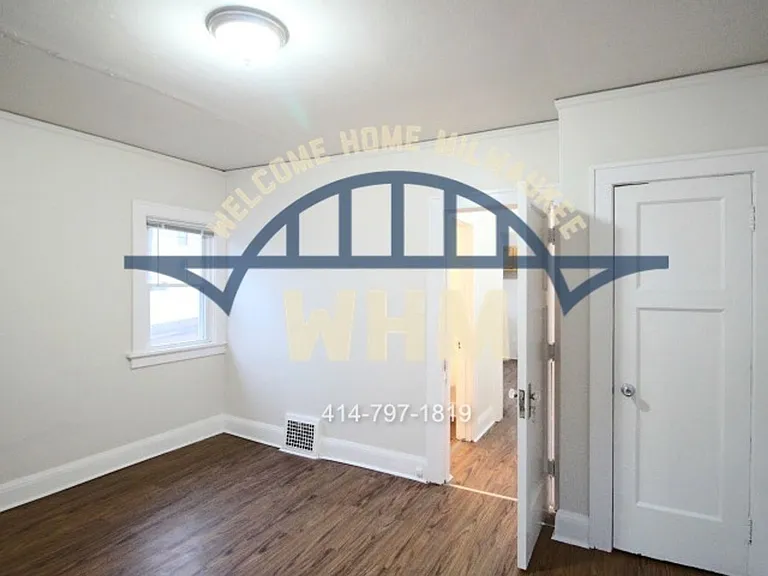 221 W Ring St — Photo 18