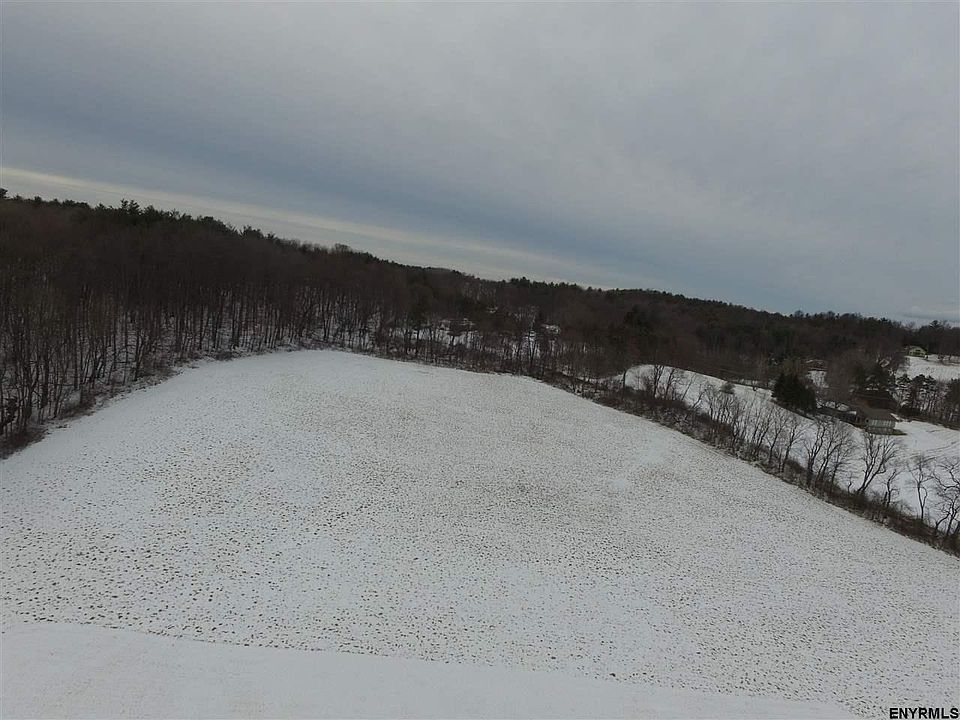 2nd image of 383 Tamarac Rd
