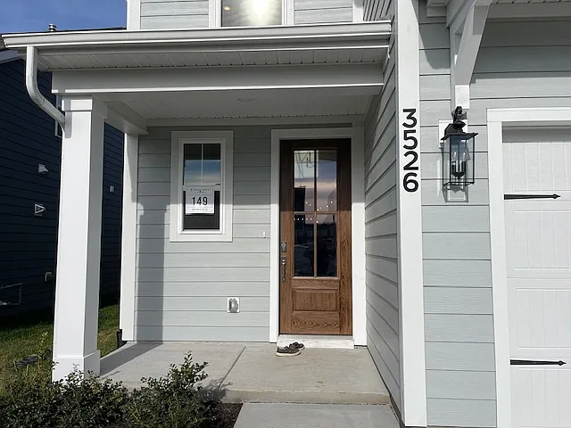 3526 Madrid Way — Photo 2