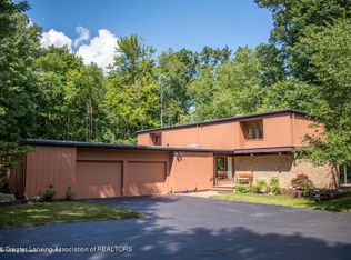 4920 Country Dr, Okemos, MI 48864