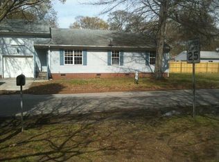 1526 Walnut Ave, Chesapeake, VA 23325