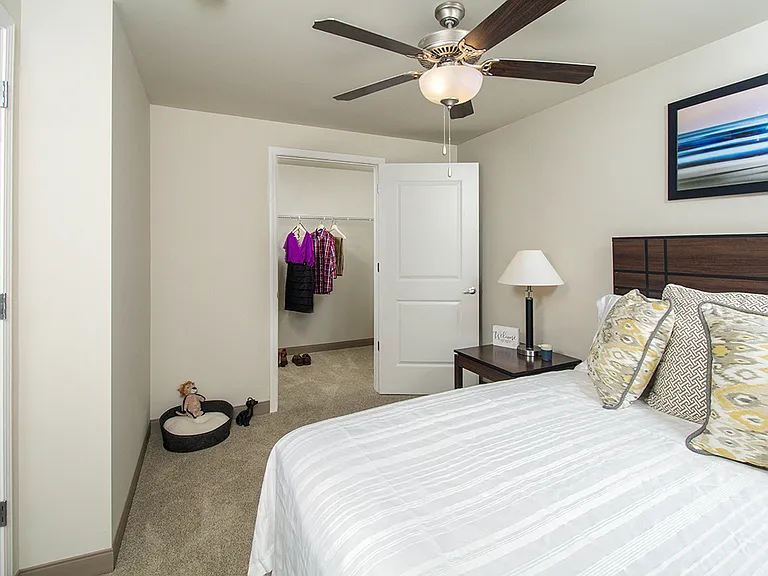 Residences at Maple Glen — Photo 10