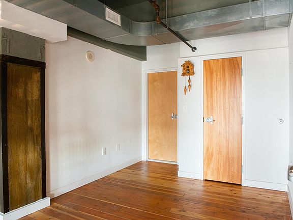 4th image of 1101 Washington Ave Unit 301