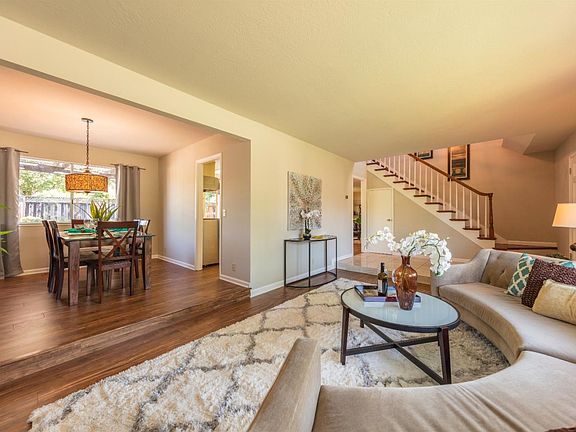 5th image of 1414 Kinsport Ln