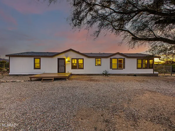 13998 E Race Horse Pl, Vail, AZ 85641