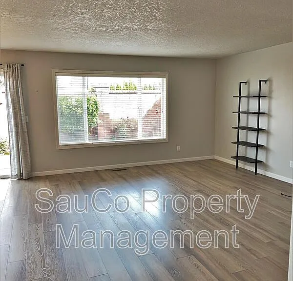 15239 NW Nightshade Dr — Photo 4