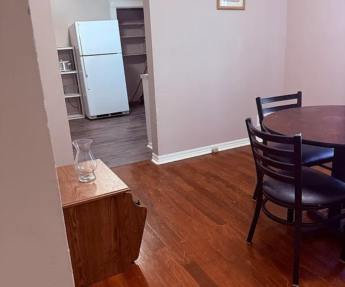 7006 Garesche Ave — Photo 16