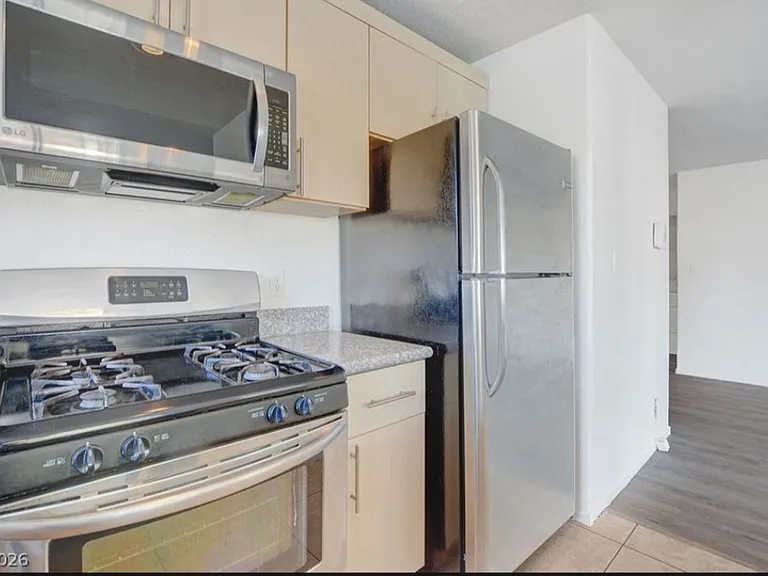 5034 S Rainbow Blvd #102 — Photo 7