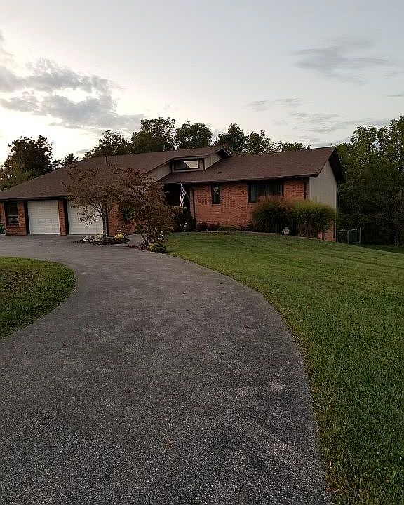 1st image of 2410 Huffville Rd