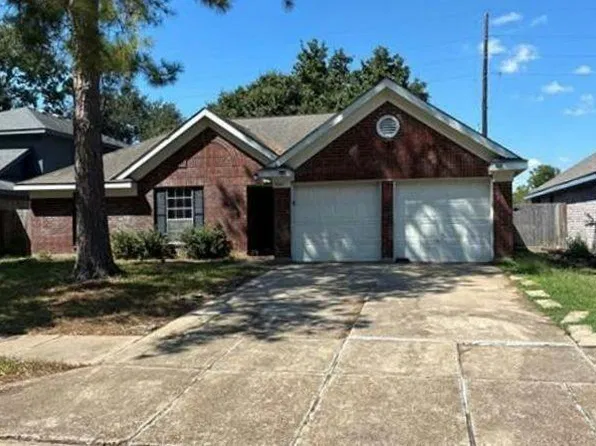 17614 Garnercrest Dr, Houston, TX 77095