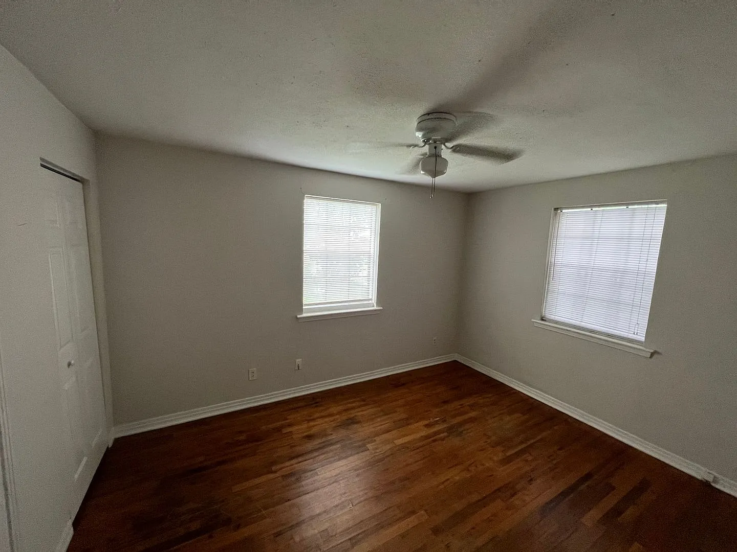1806 Pepper Drive - Fenced in Yard! — Photo 4