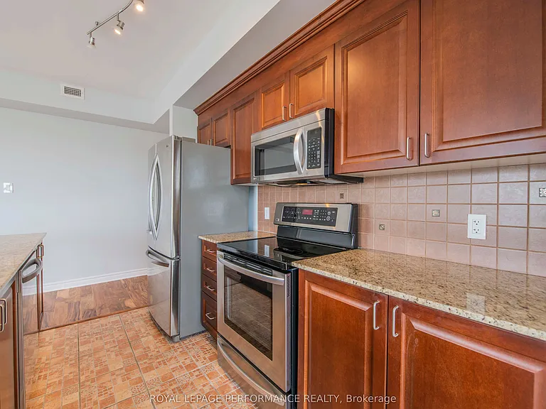 70 Landry St #802 — Photo 21
