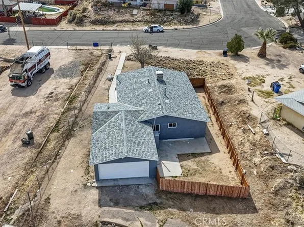 2585 Saint Lawrence St, Barstow, CA 92311