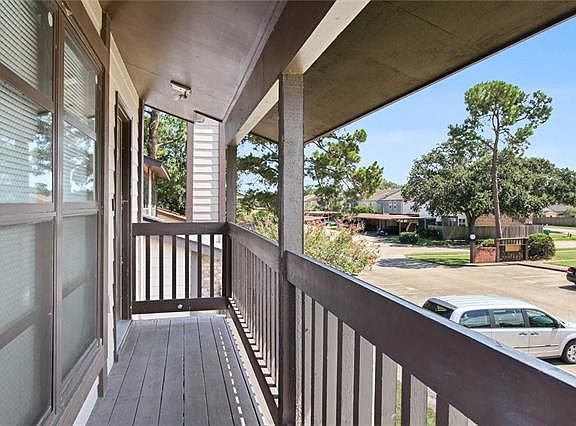 4th image of 728-114 Fairfax Dr
