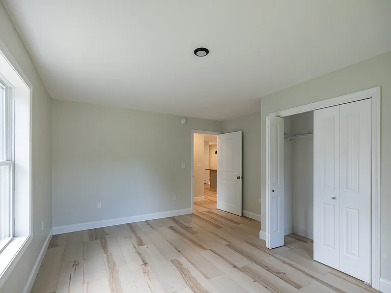 7 Russell Ave #2 — Photo 8