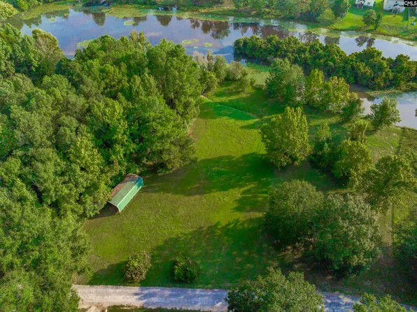 188 Wild Turkey Ln, Camden, SC 29020