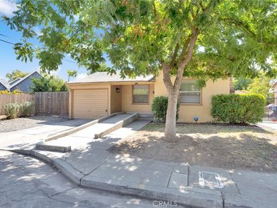 440 E Cambridge Ave, Fresno, CA, 93704