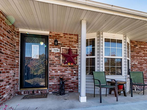2nd image of 729 Kathy Ln