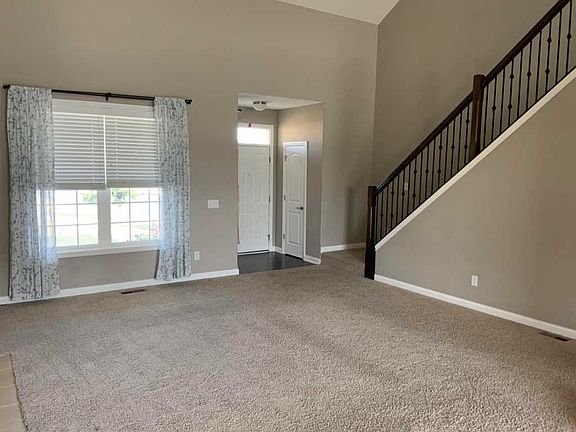 3rd image of 5374 Elk River Dr