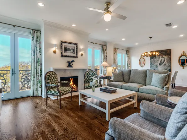 4240 Prescott Ave APT 4D, Dallas, TX 75219