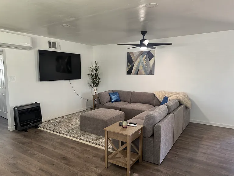 10106 Holland St — Photo 33