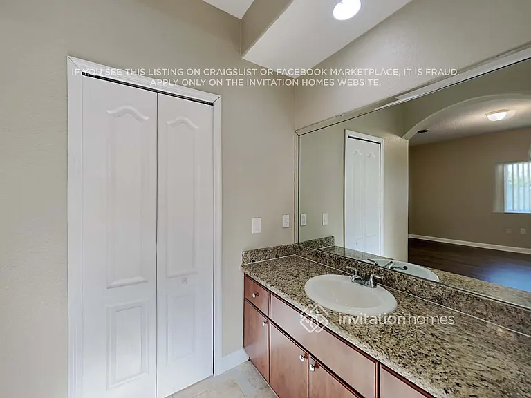 15432 SW 183rd Ter — Photo 15