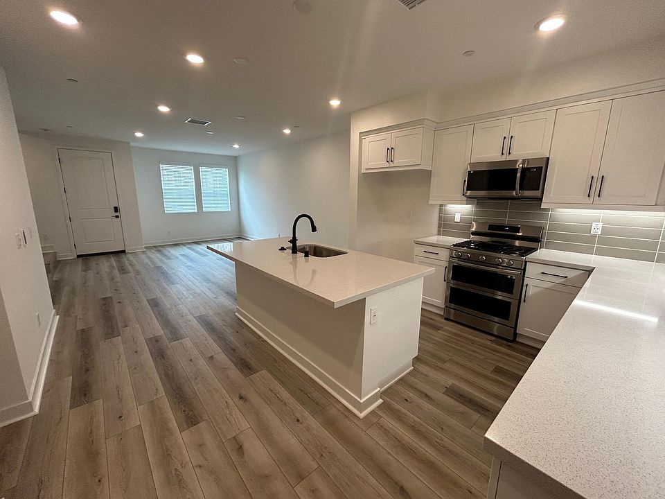 10753 Champions Ln Cypress, CA, 90630 Apartments for Rent Zillow