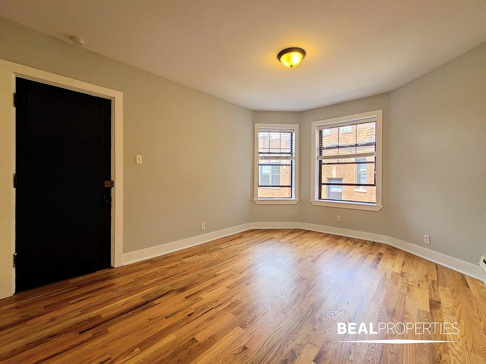 1st image of 4411 N Wolcott Ave #B11