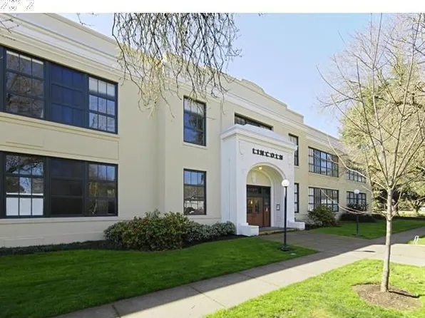 650 W 12th Ave APT 113, Eugene, OR 97402