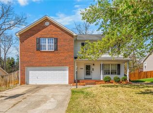 5460 Angel Oaks Dr, Winston Salem, NC 27105