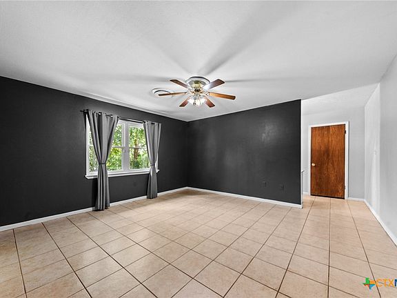4th image of 707 Dianne Dr