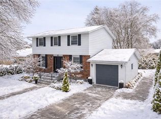 4 Upper Canada Dr, Saint Catharines, ON L2N 3H4