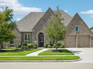 1517 Cedar Berry Dr, Aubrey, TX 76227